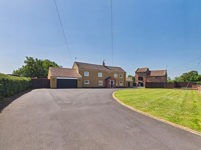 4 Bedroom Detached House For Sale In West Lane, Sykehouse, DN14