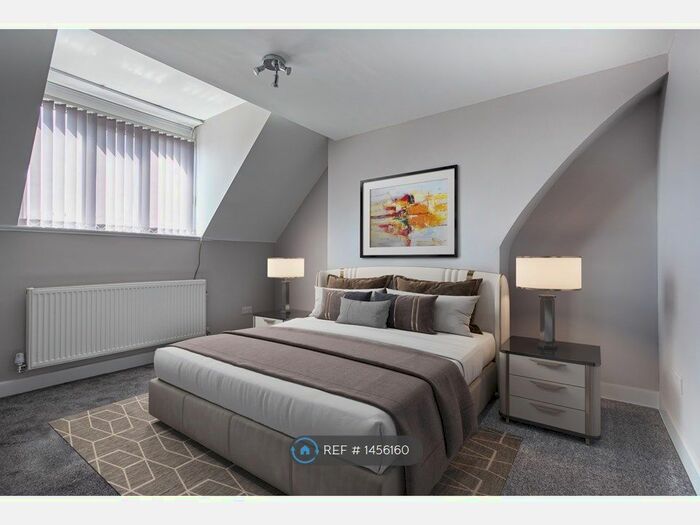 2 Bedroom Flat To Rent In Grosvenor Road, Newcastle-Under-Lyme, ST5