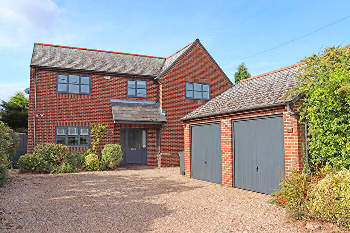 4 Bedroom Detached House To Rent In Fiddlers Lane, East Bergholt, CO7
