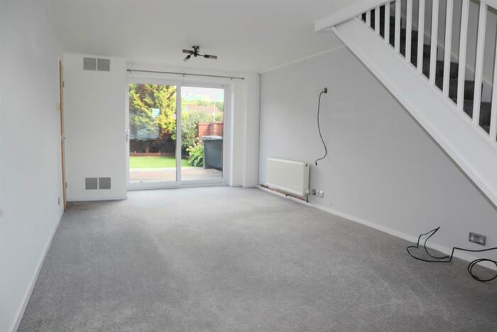3 Bedroom Property To Rent In Hurn Road, Clevedon, BS21