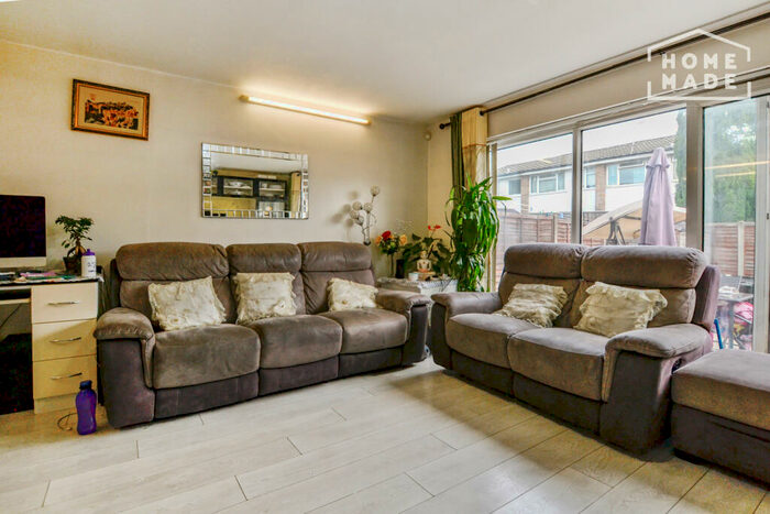 3 Bedroom Semi-Detached House To Rent In Winkley Court, HA2