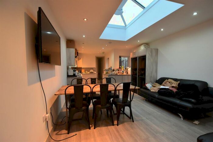 7 Bedroom Terraced House To Rent In / Academic Year Newly Refurbished Double En-suite Student House, Selly Oak, Free Ultrafast M Broadband, B29