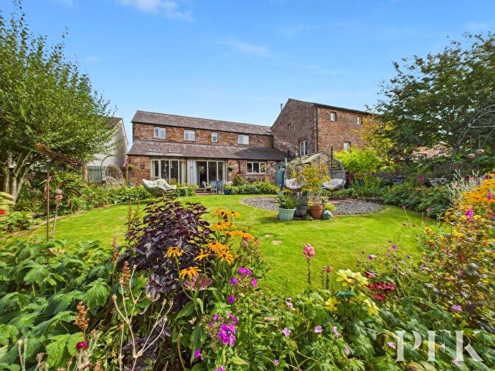 4 Bedroom Barn Conversion For Sale In Welton Road, Dalston, CA5