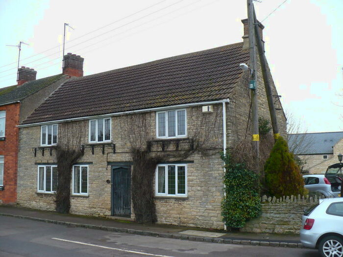 3 Bedroom Cottage To Rent In The Green, Woodford, NN14