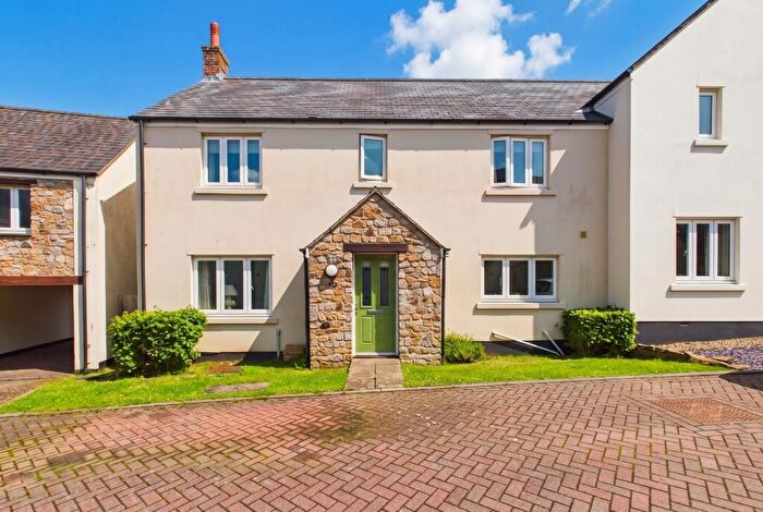 4 Bedroom Semi Detached House For Sale In Strawberry Fields, North Tawton, EX20
