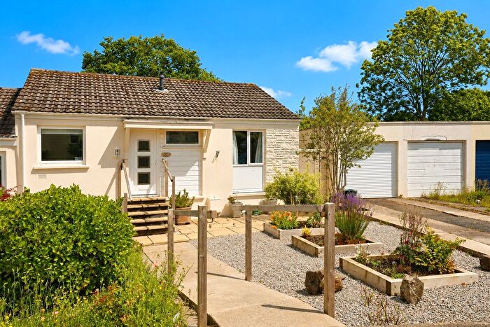 2 Bedroom Bungalow For Sale In Broadlands, Bideford, Devon, EX39