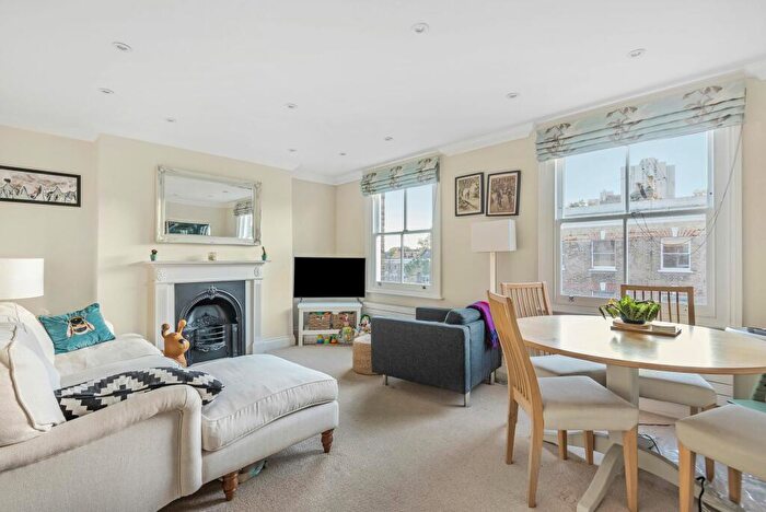 2 Bedroom Apartment To Rent In Oakden Street, London, SE11