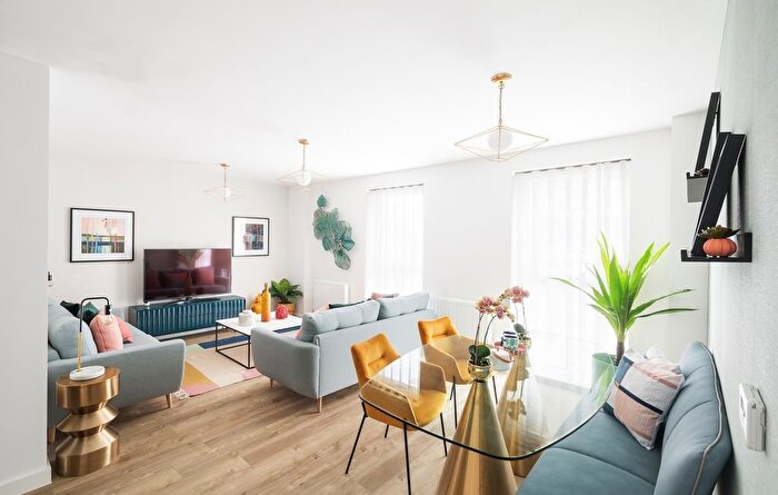 2 Bedroom Flat For Sale In "Pine" At High Streee, Southall, UB1