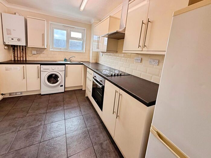 2 Bedroom Apartment To Rent In Fellowes Gardens, Peterborough, PE2