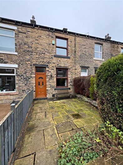 2 Bedroom Terraced House To Rent In Glen Terrace, Hipperholme, HX3
