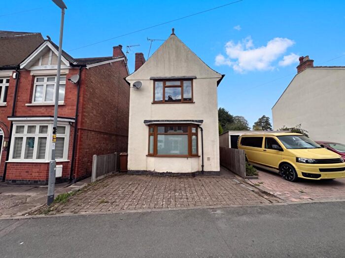 2 Bedroom Detached House For Sale In Clarence Road, Hinckley, LE10