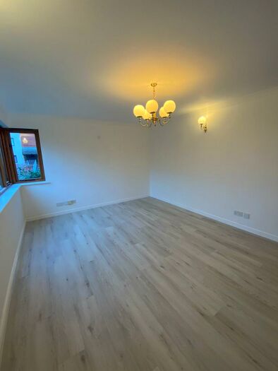 2 Bedroom Flat To Rent In Saffron Court, Saffron Walden, CB11