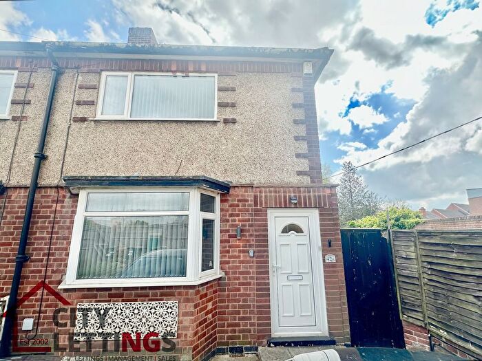 2 Bedroom Semi-Detached House To Rent In Middle Street, Beeston, NG9