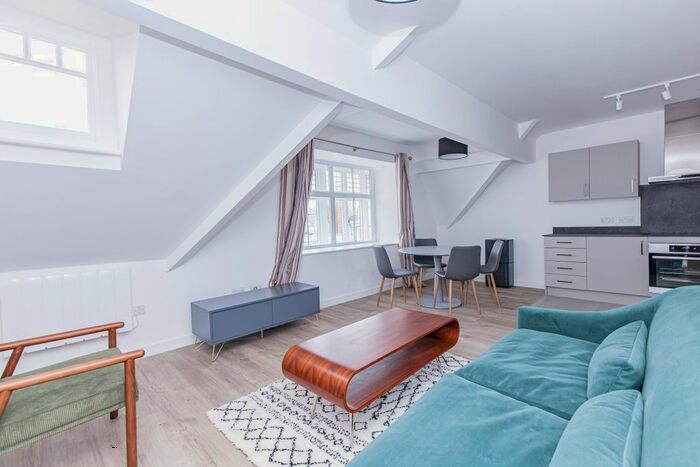 1 Bedroom Flat To Rent In The Clarendon Centre, Cornmarket Street, Oxford, OX1