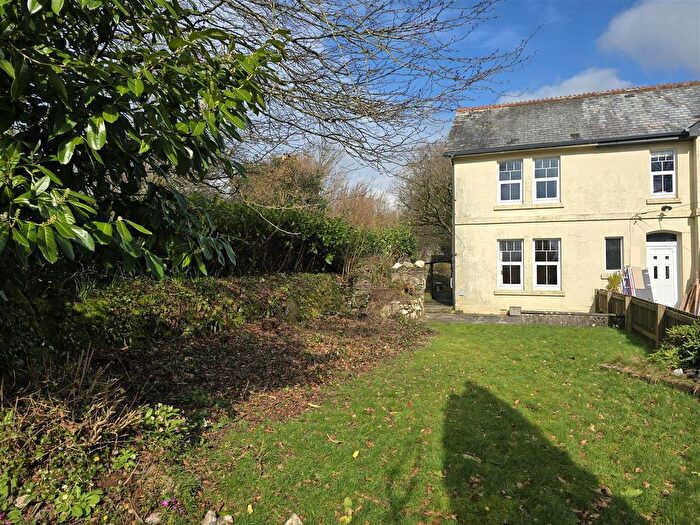 2 Bedroom Semi-Detached House For Sale In Coads Green, Launceston, PL15