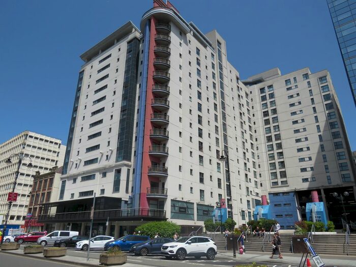 2 Bedroom Flat To Rent In Churchill Way, Cardiff, CF10