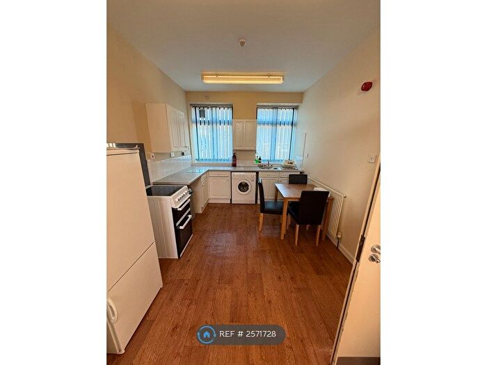 1 Bedroom Flat To Rent In Worcester Street, Brynmawr, Ebbw Vale, NP23