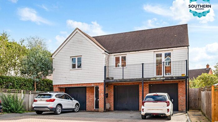 2 Bedroom Flat For Sale In Ellis Road, Broadbridge Heath, Horsham, RH12