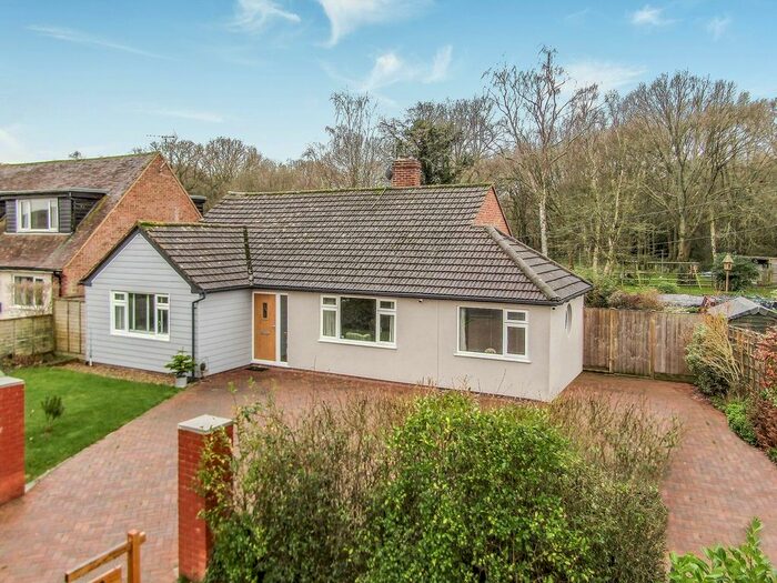 4 Bedroom Detached House For Sale In Hornash Lane, Shadoxhurst, TN26