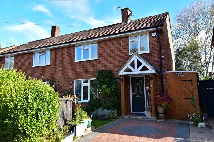 3 Bedroom Semi Detached House For Sale In Tibbs Hill Road, Abbots Langley, WD5
