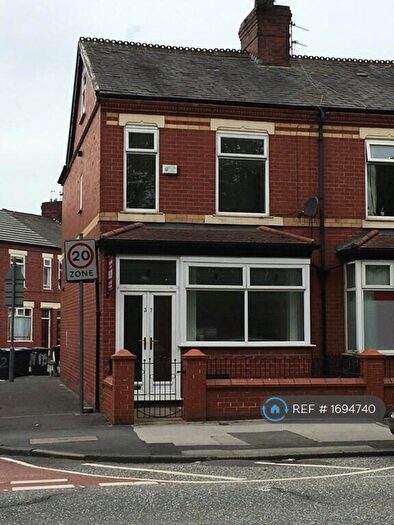 4 Bedroom Terraced House To Rent In Littleton Road, Salford, M6