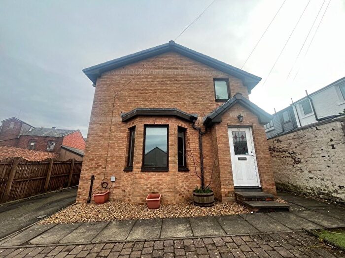 3 Bedroom Semi-detached House To Rent In Mungle Street, West Calder, West Lothian, EH55