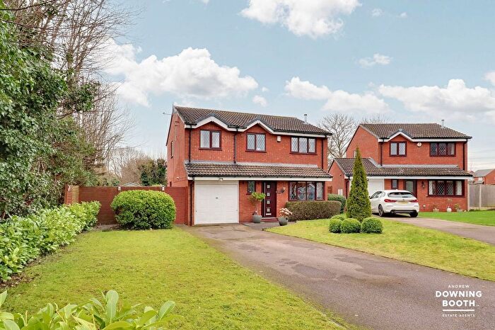4 Bedroom Detached House For Sale In Meadow Croft, Streethay, Lichfield, WS13