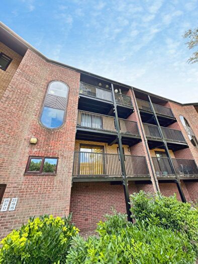 1 Bedroom Flat To Rent In Alderney Street, Nottingham, NG7