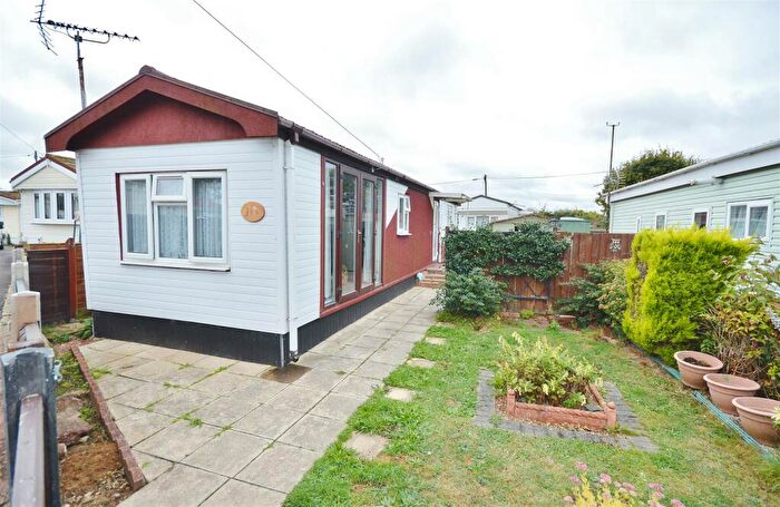 1 Bedroom Park Home For Sale In Frating Caravan Park, Clacton Road, Frating, Colchester, CO7