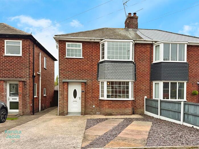 3 Bedroom Semi-Detached House For Sale In Vessey Road, Worksop, S81