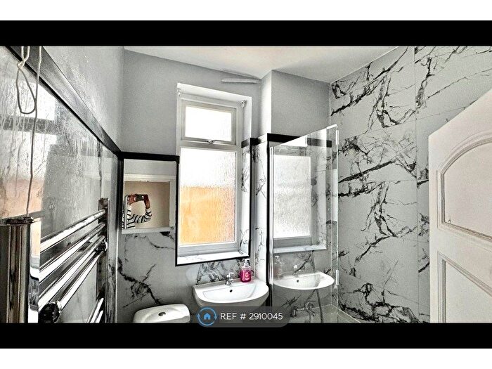 2 Bedroom Maisonette To Rent In Gorringe Park Avenue, Mitcham, CR4