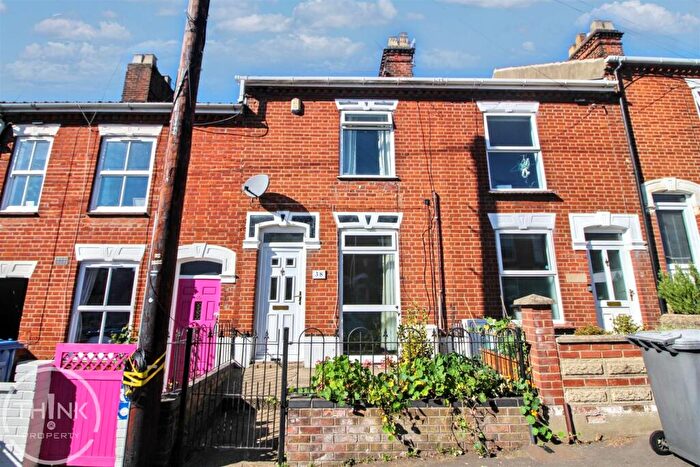 3 Bedroom Terraced House For Sale In Junction Road, Norwich, NR3