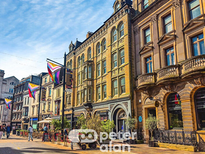 2 Bedroom Apartment To Rent In High Street, Cardiff City Centre, CF10