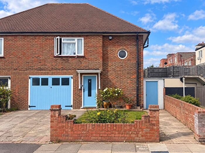 3 Bedroom Property For Sale In Ashridge Way, Morden, SM4