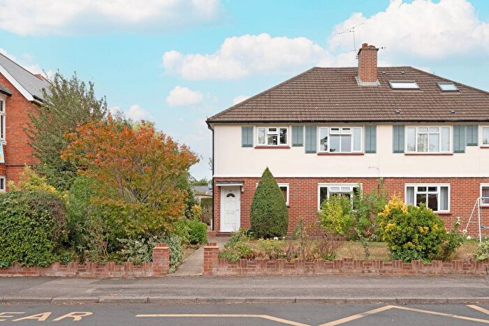 2 Bedroom Maisonette For Sale In Thetford Road, New Malden, KT3