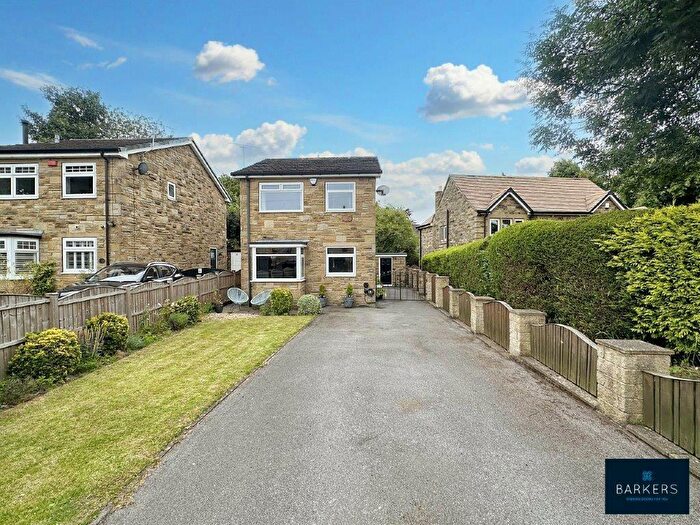 4 Bedroom Detached House For Sale In Oxford Road, Gomersal, BD19
