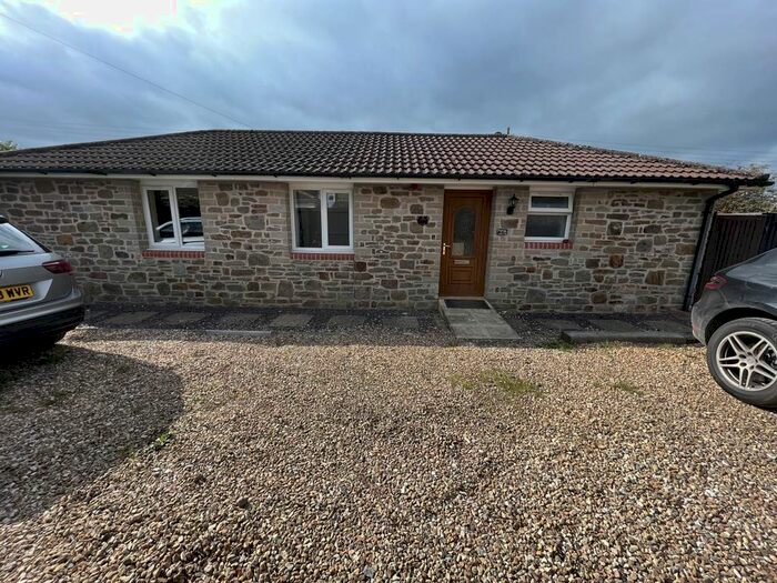 3 Bedroom Bungalow To Rent In A Rush Hill, Farrington Gurney, Bristol, BS39