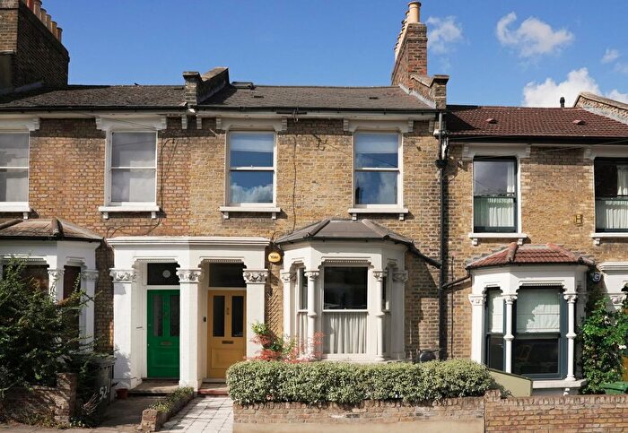3 Bedroom Terraced House For Sale In Gellatly Road, London, SE14