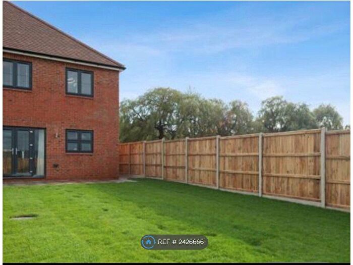 3 Bedroom Semi-Detached House To Rent In Nazeing, Nazeing, Waltham Abbey, Essex, EN9