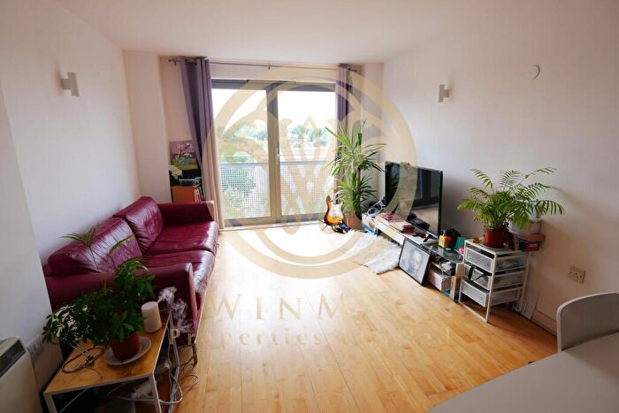 2 Bedroom Apartment To Rent In Dakota Building, Deals Gateway, London, SE13