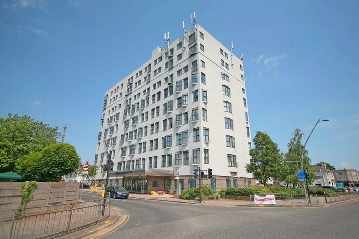 1 Bedroom Flat To Rent In High Road, Chadwell Heath, RM6