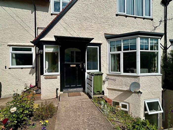 2 Bedroom Flat To Rent In The Garlands, Scarborough, North Yorkshire, YO11