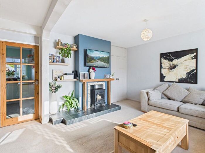 4 Bedroom Semi-Detached House For Sale In Croft Close, Tonbridge, TN10