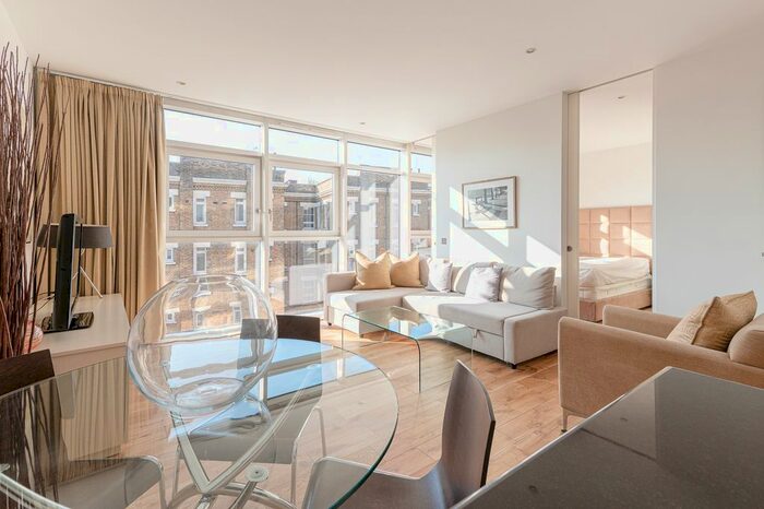 1 Bedroom Flat To Rent In Grosvenor Waterside, Chelsea, SW1W