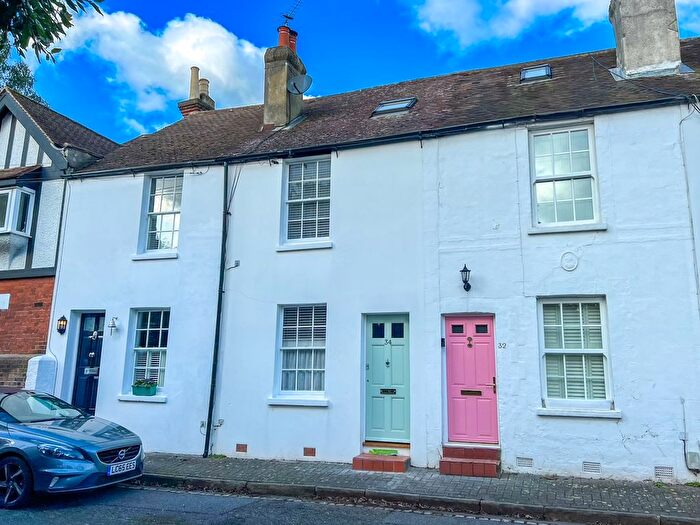 3 Bedroom Cottage To Rent In Bell Road, East Molesey, KT8