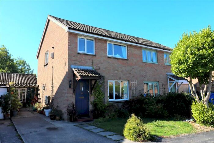 3 Bedroom Semi-Detached House For Sale In Popular Location On The Edge Of Clevedon, BS21