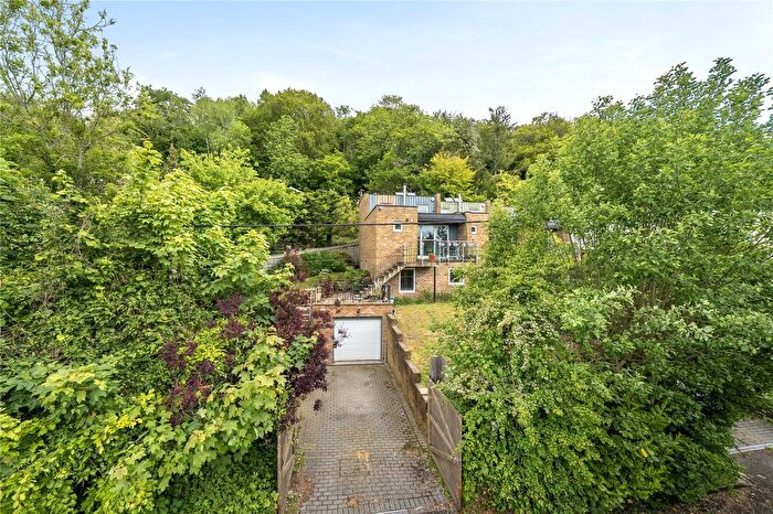 5 Bedroom End Terrace House For Sale In The Grove, Biggin Hill, Westerham, Kent, TN16