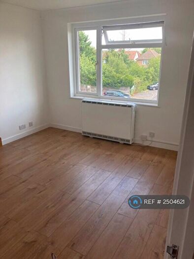 1 Bedroom Flat To Rent In Ridge Bank, Slough, SL1