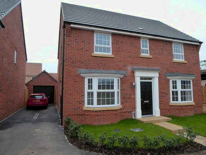 4 Bedroom Detached House To Rent In Sherwood Close, Hurst Lane, Auckley, DN9