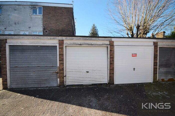 Commercial Property To Rent In Drummond Road, Guildford, GU1
